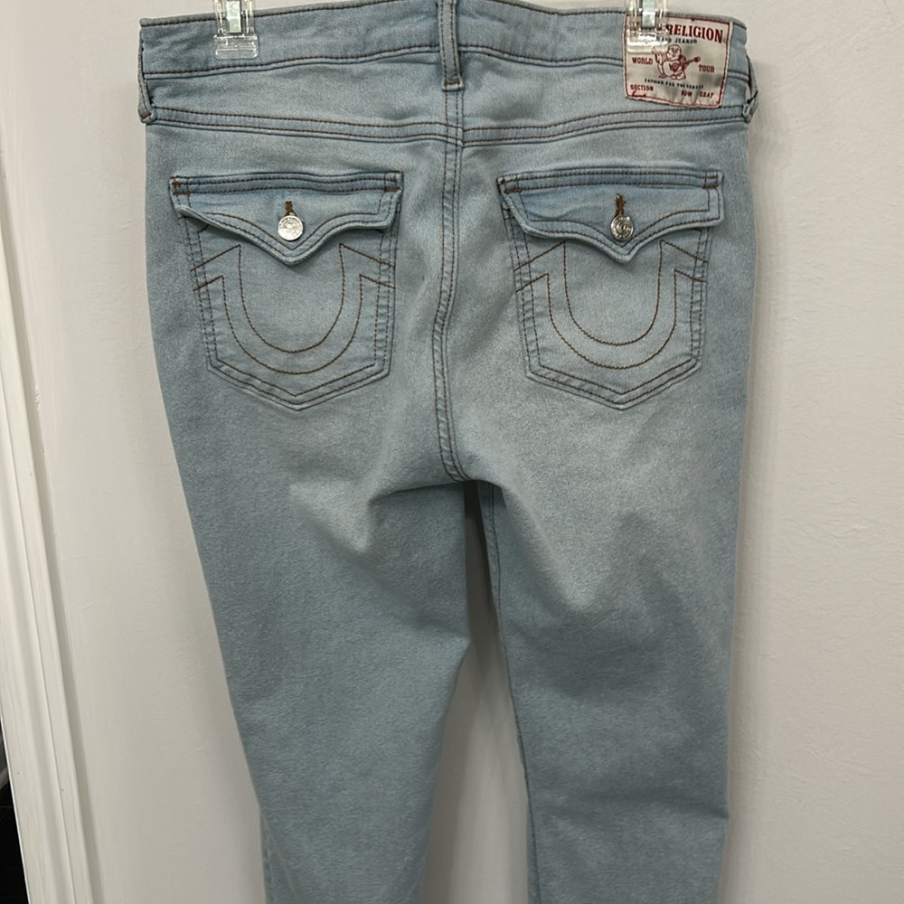True Religion “Jennie Curvy” size 30 - Picture 4 of 4